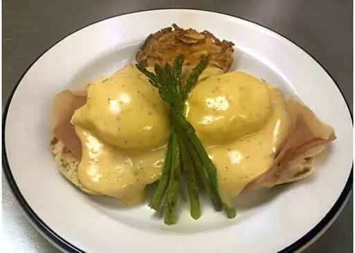 5% Cash Back at The Rooster