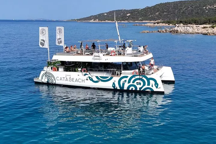 Croisière en Catamaran Excursion dans le Golfe d'Ajaccio 6H