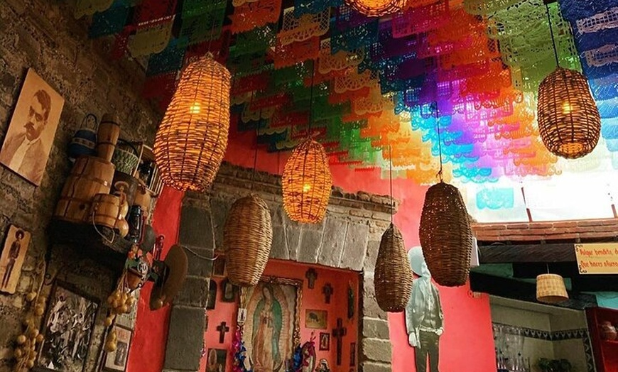 Image 3: Mexico City Night Tour: Historic Cantinas, Tacos & Mezcal