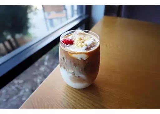 5% Cash Back at Waltham Pizza