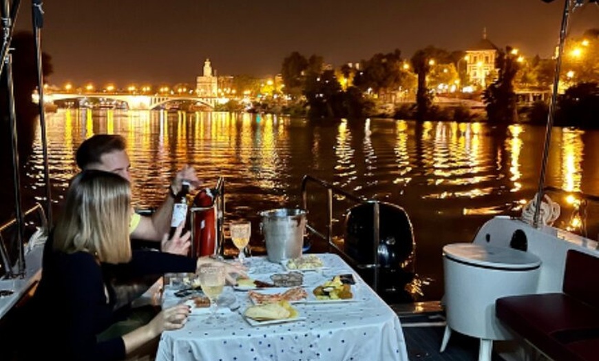 Image 4: Paseo Romántico en Barco 1h Privado