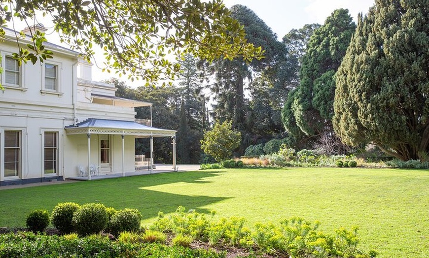 Image 4: Como House: Guided Garden Tour