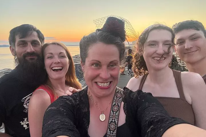 Haunted Seattle Booze and Boos Ghost Walking Tour