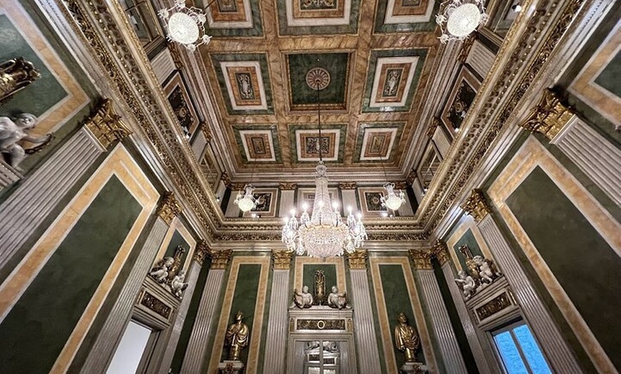 Image 2: Tour Privado en Museo Picasso con Guía