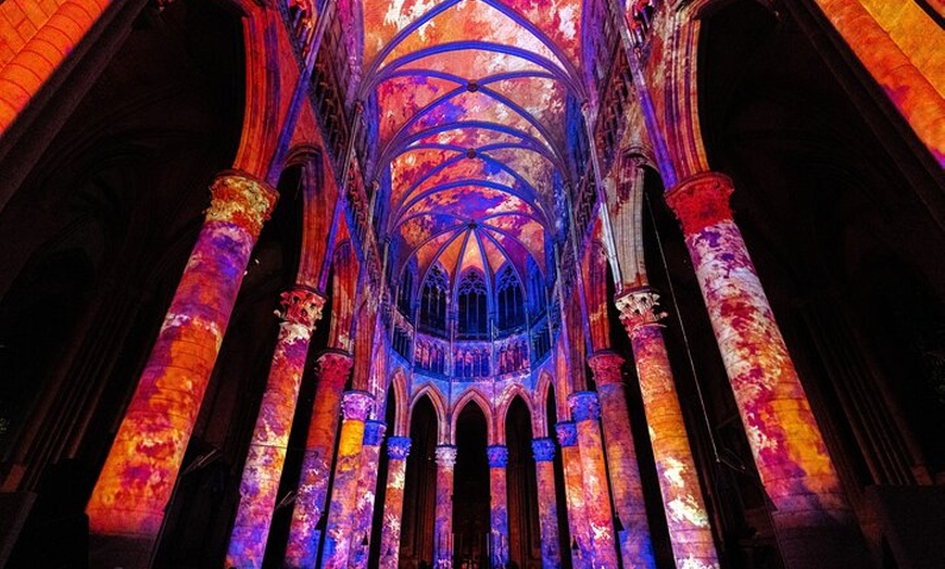 Image 5: Cathédrale Saint-Sauveur spectacle immersif 360 degrés