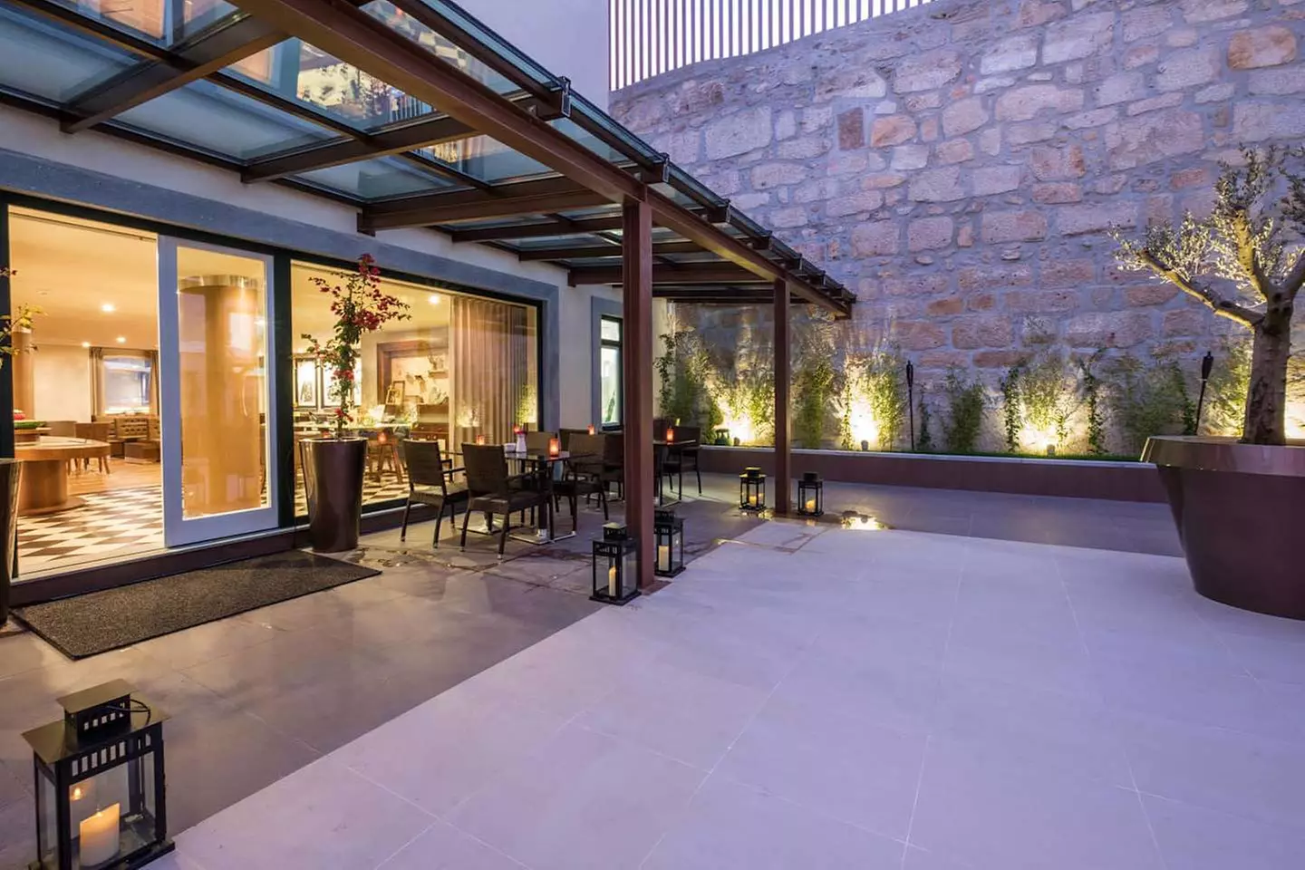 ✈ PORTUGAL | Porto - Vila Galé Porto Ribeira 4*, 2 nights - City ce...