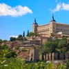 Image 1: Hola Toledo : Privado 2 - Hora Intro Paseo por la ciudad con guía l...