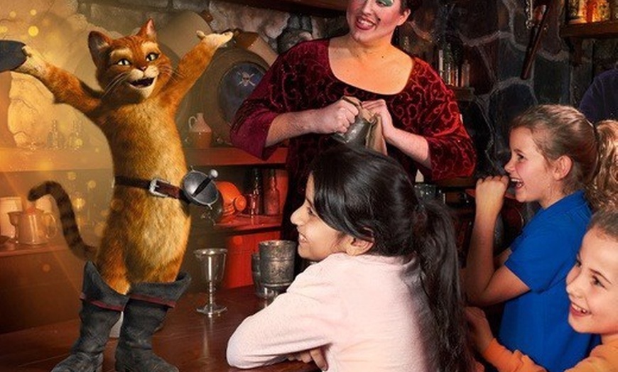 Image 4: Tickets to see Shrek London - Entrance