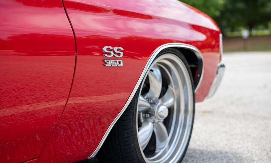 Image 3: Experience Driving the Classic 1972 Chevrolet Chevelle