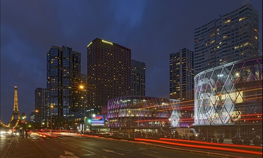 Image 11: Musée du Quai Branly et shopping à Beaugrenelle Paris