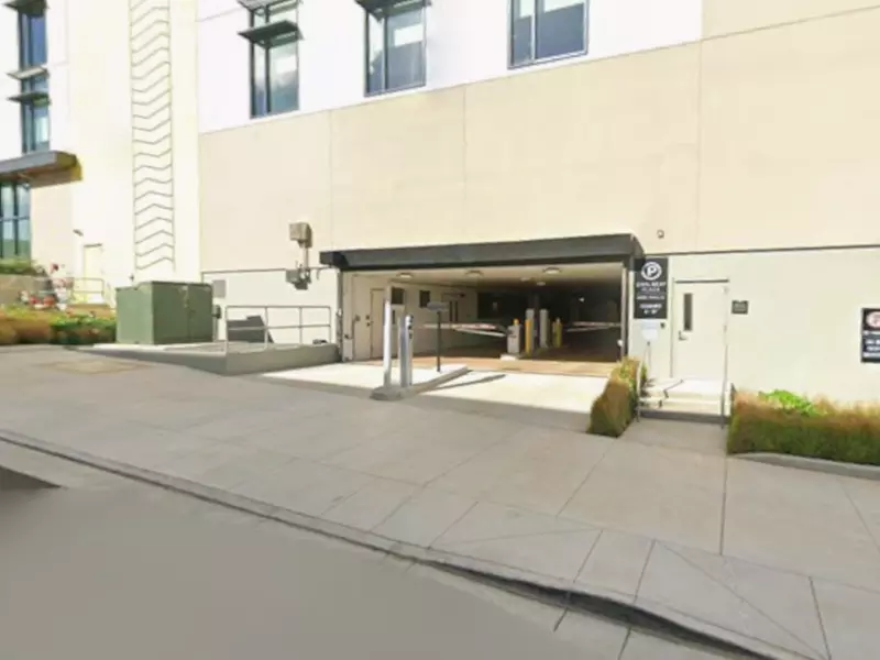 Parking at Civil Beat Plaza Garage