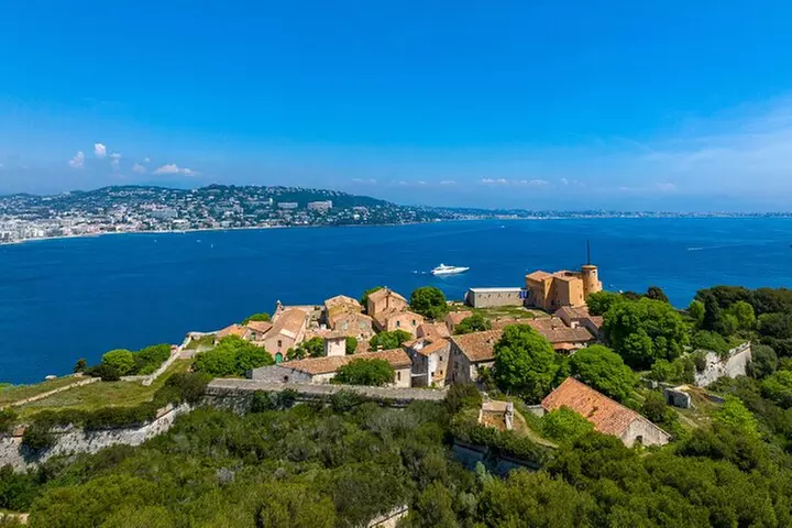 Ferry depuis Nice jusqu'à l'île Sainte-Marguerite