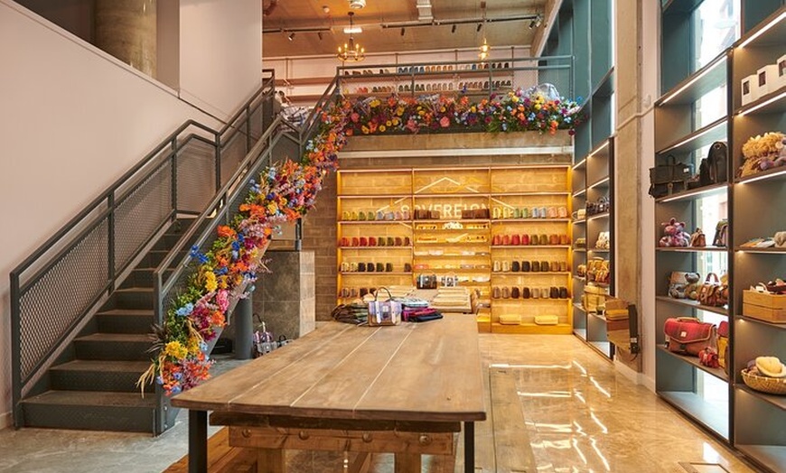 Image 4: Islander Harris Tweed Mini Satchel Workshop