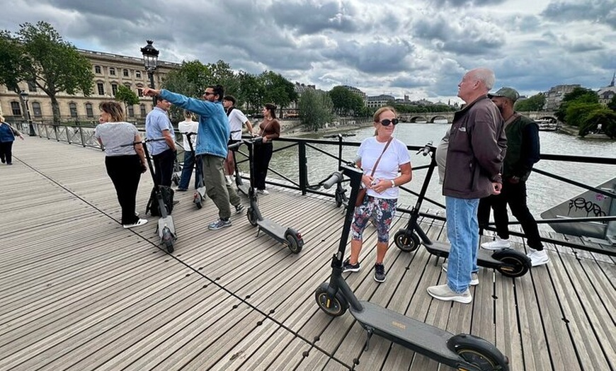 Image 7: Visitez Le Meilleur de Paris en Trottinette Electrique