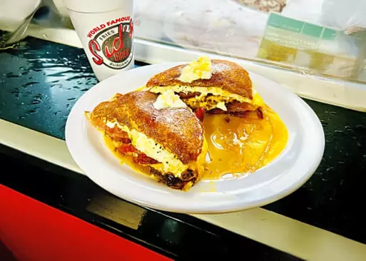 5% Cash Back at Sid's Diner
