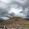 Image 4: Pyramids of Teotihuacan without tourist shops