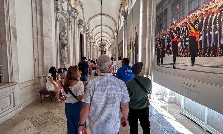 Image 36: Tour al Palacio Real de Madrid : Acceso prioritario con Guía Especi...