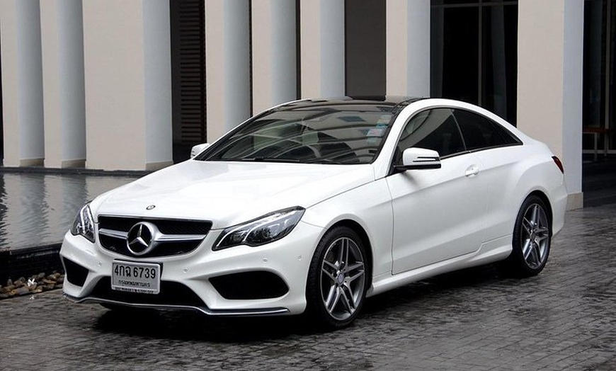 Image 4: Traslado privado desde / hacia Sevilla hacia / desde Córdoba con re...