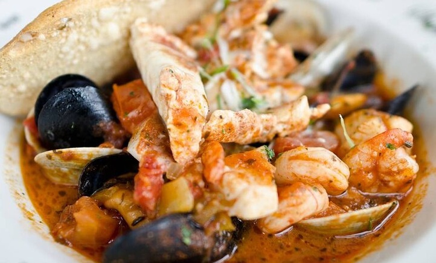 Image 7: Clase de cocina tradicional de tapas + maridaje de vinos (6 platos)