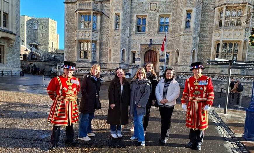 Image 5: Private Tour Tower of London and River Cruise with Entry