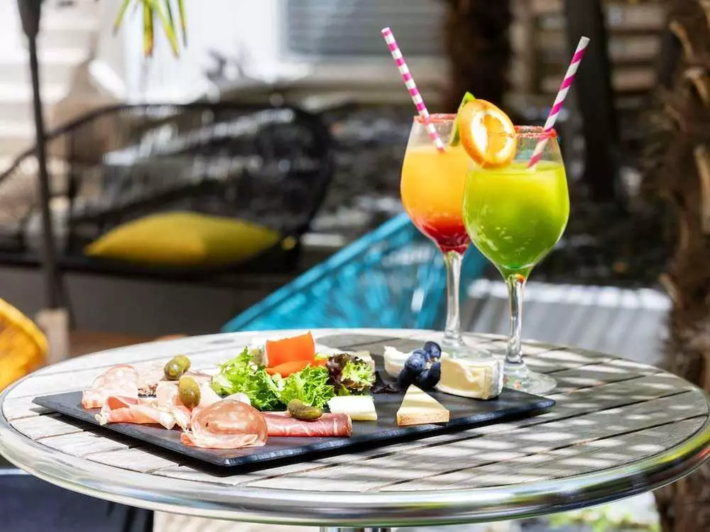 ✈ FRANKREICH | Paris - Ibis Paris Alesia Montparnasse 3*, 1 Nacht -...