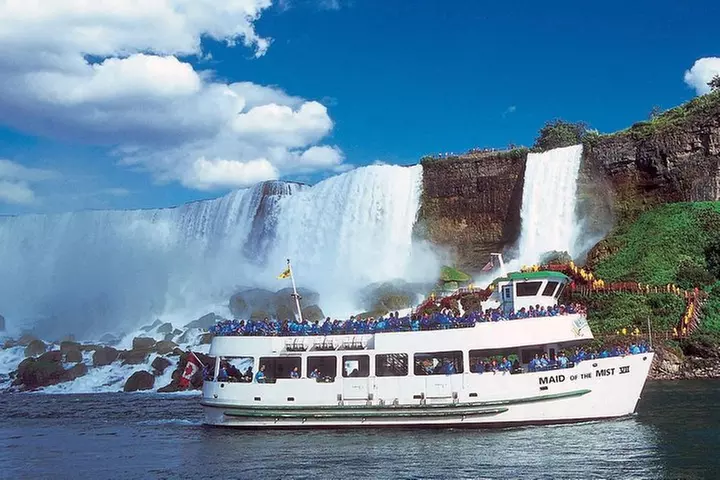 Best of Niagara Falls USA Tour with Cave & Maid of the Mist Boat