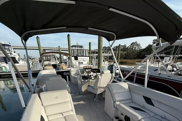 Pontoon Boat Rental in Hilton Head Island