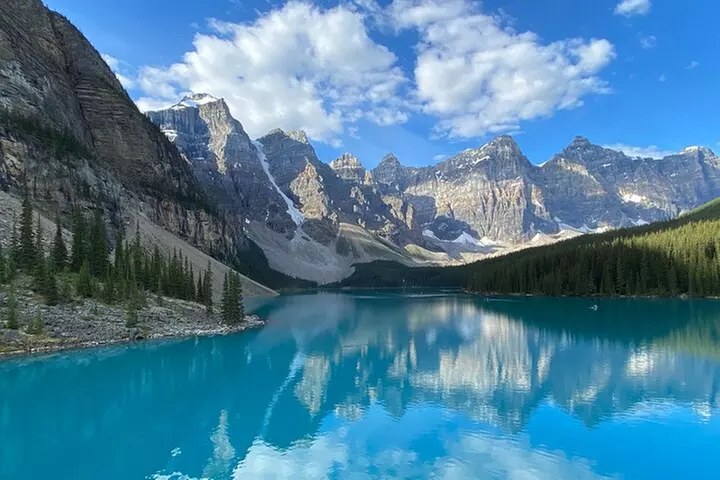 Icefields Pkwy: Lake Louise | Bow | Peyto|Glacier - PRIVATE TOUR - Primary Image