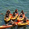 Image 2: Excursión Guiada Kayak y Snorkel en la Costa Brava: Sant Feliu