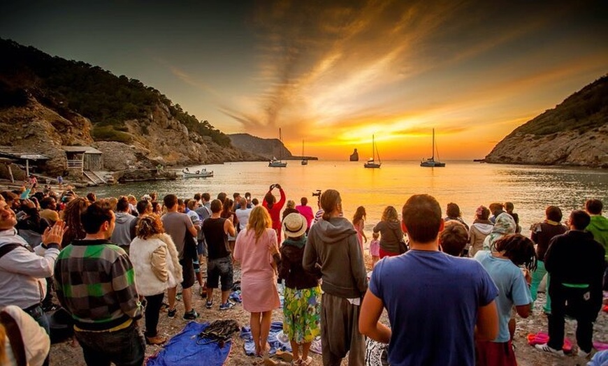 Image 2: Aventura de snorkel en Ibiza