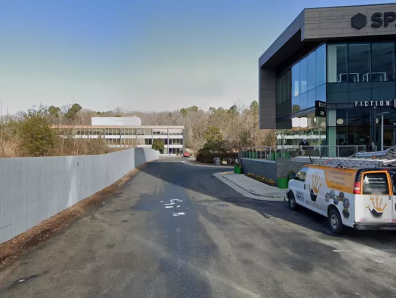 Parking at 4501 Creedmoor Rd. Lot