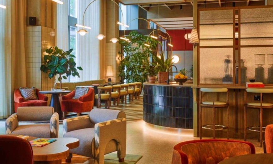 Image 7: ✈ ROYAUME-UNI | Londres - ABBA à Londres : séjour au Tribe Canary W...