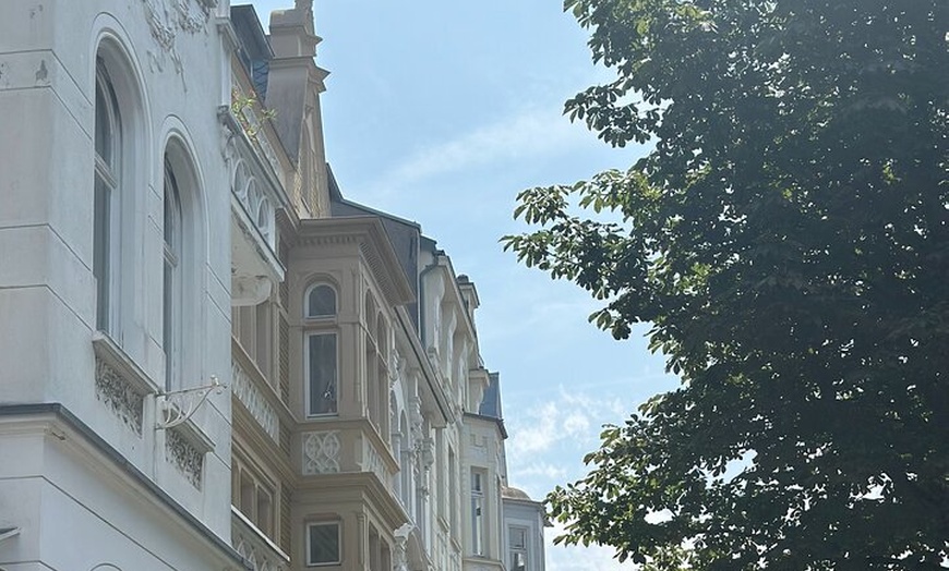 Image 13: Erkunden Sie Bonn mit Beethoven, Mittagessen und Haribo-Rundgang 2,...