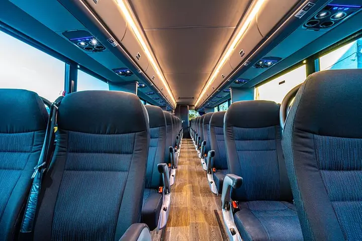 Luxury Coach Bus from Any Airport around NYC / Bus+WIFI