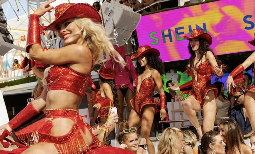 Image 15: Ibiza : 4 x discoteca y piscina Party Pass