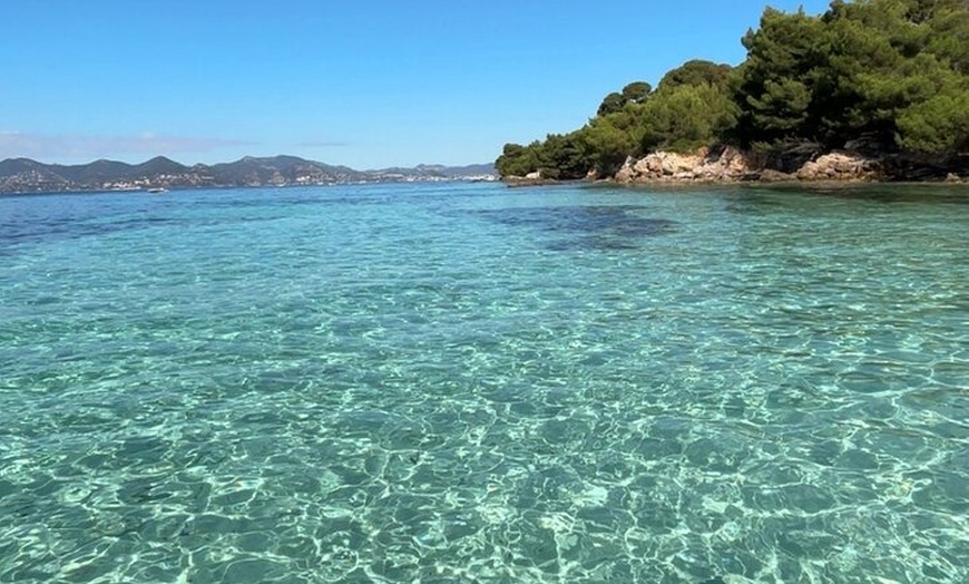 Image 1: Évadez-vous de Cannes un voyage serein aux îles de Lérins