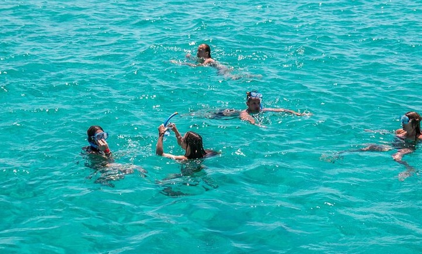 Image 16: Excursión privada en yate desde Ibiza