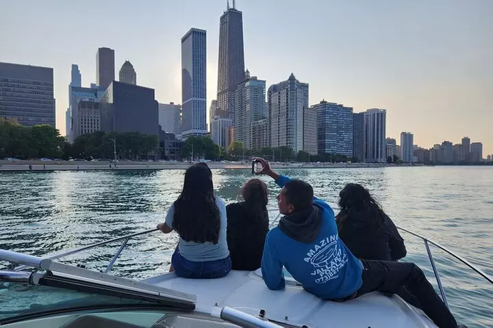Chicago City Boat Tours