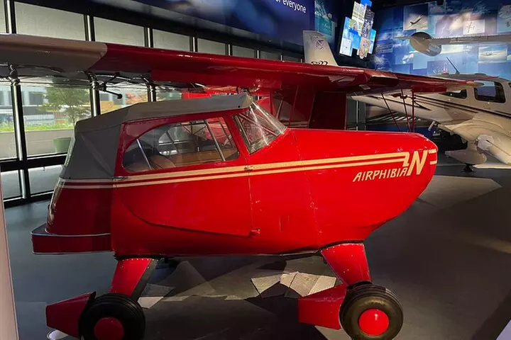Air and Space Museum Semi-Private Tour with Reserved Entry