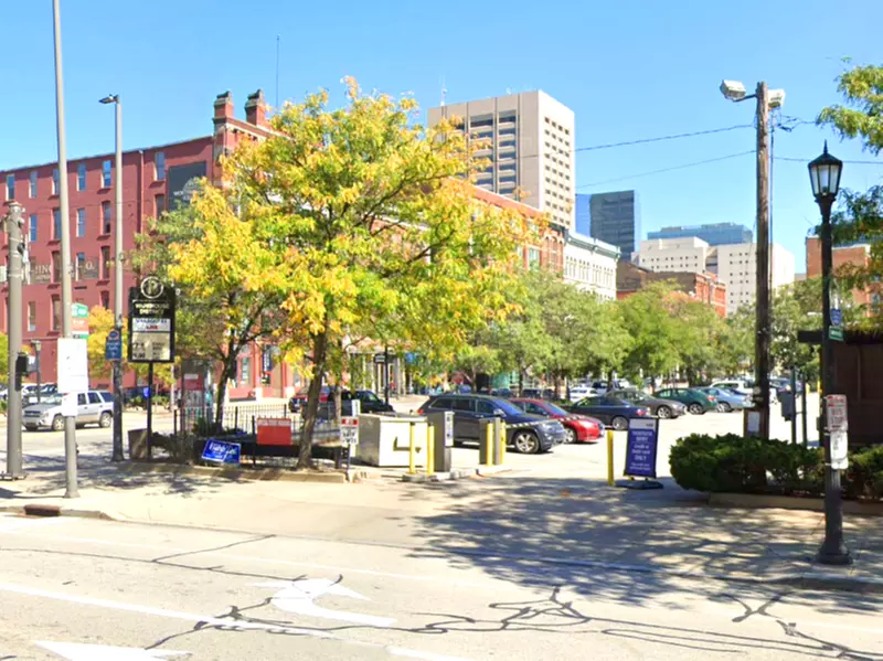 Parking at West 9th St. Lot