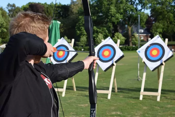Outdoor Bogenschießen in Hamburg - Primary Image