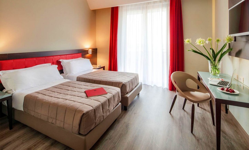 Image 3: ✈ WŁOCHY | Mediolan - Hotel Da Vinci Milano 4* - City break