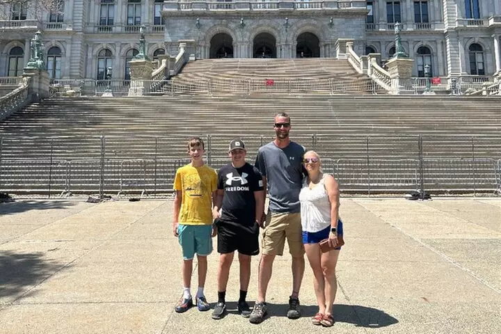Albany Scavenger Hunt Interactive Walking Tour - Second Medium