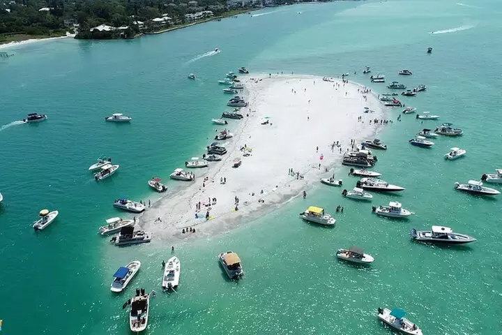 Chartered Private Family Boat Tour