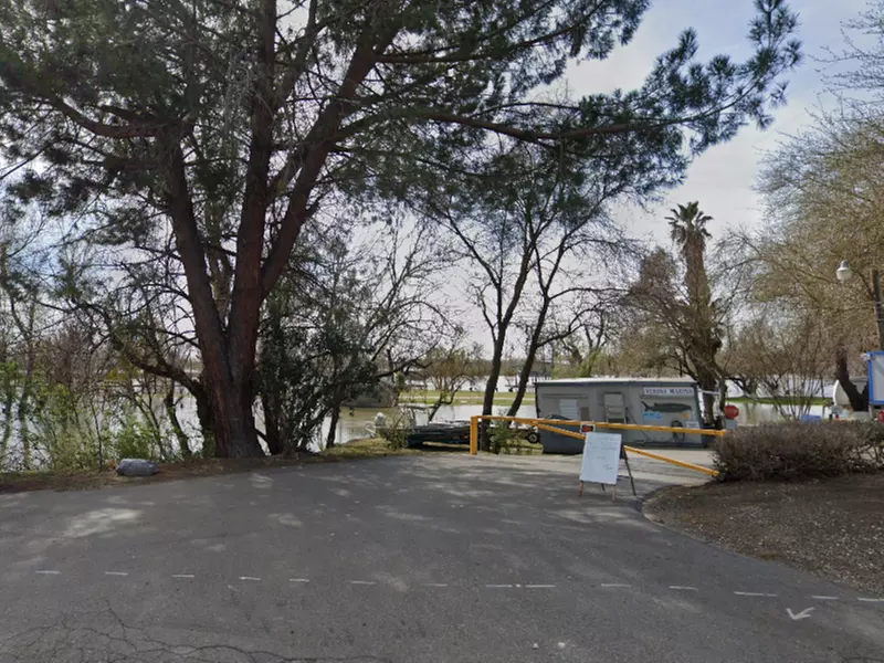 Parking at Verona Marina Lot
