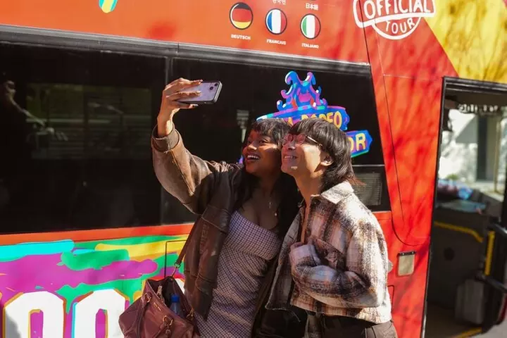 Bundle & Save: Celebrity Homes Tour with Hop-On Hop-Off Bus