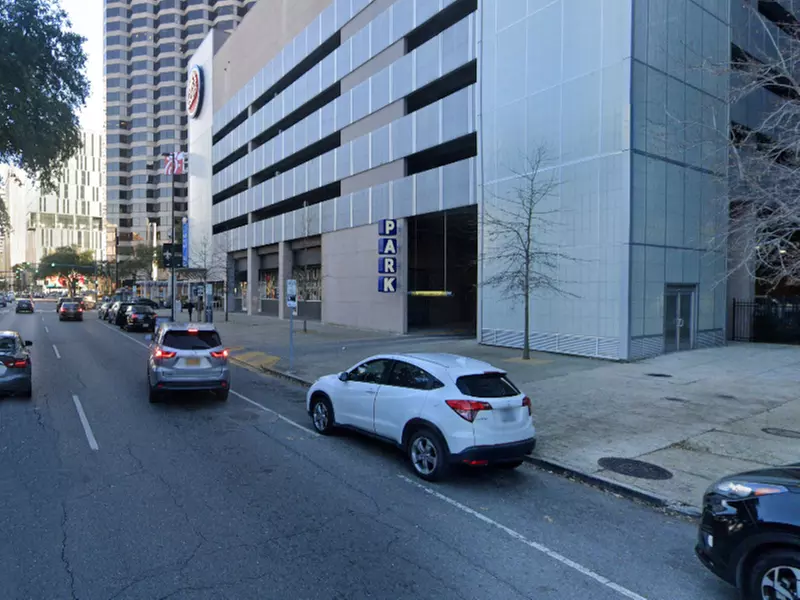 Parking at 1200 Poydras St. Garage