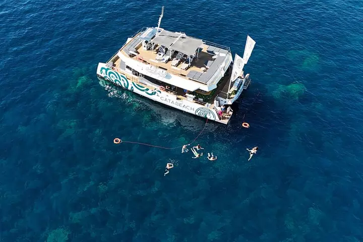 Croisière en Catamaran Excursion dans le Golfe d'Ajaccio 6H