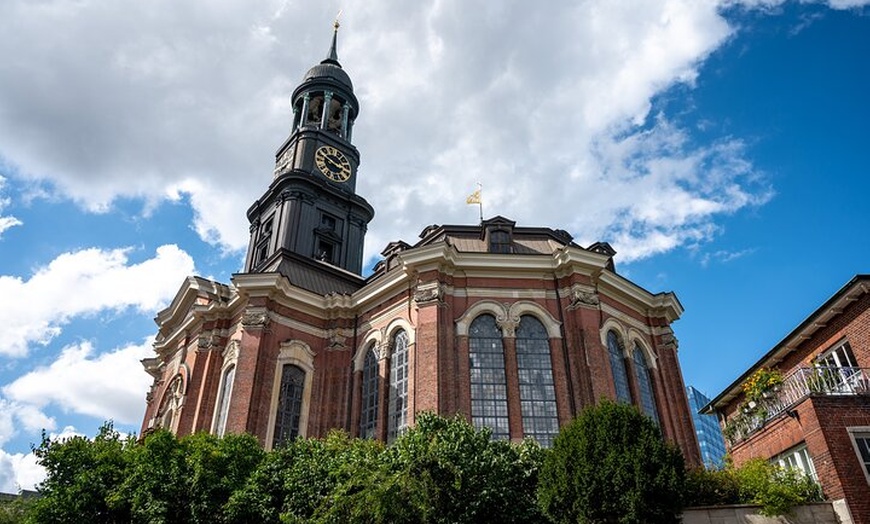Image 34: Hamburg Historische Altstadt und 2. Weltkrieg Rundgang in Kleingruppe