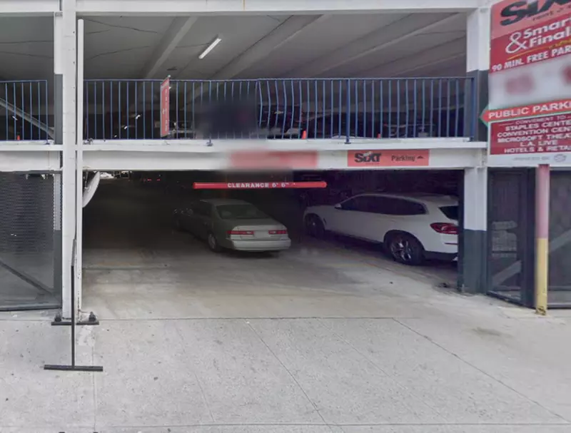 Parking at 832 Francisco St. Garage